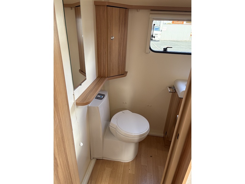 Bailey Pusuit 430-4 Caravan - N6