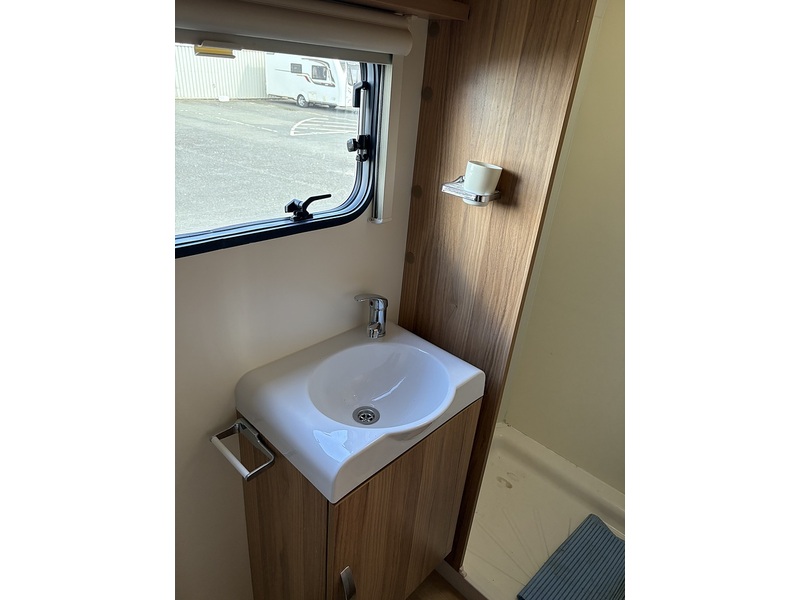 Bailey Pusuit 430-4 Caravan - N6