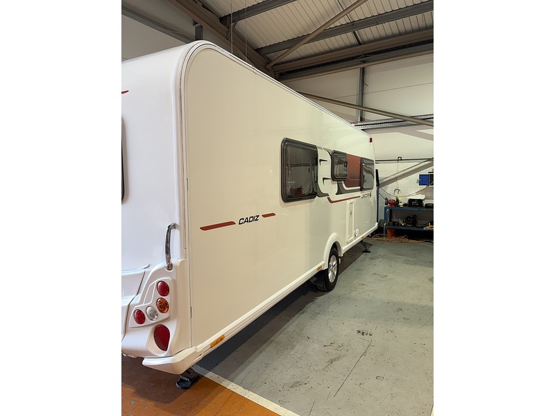 Bailey Unicorn III Cadiz Caravan - N7