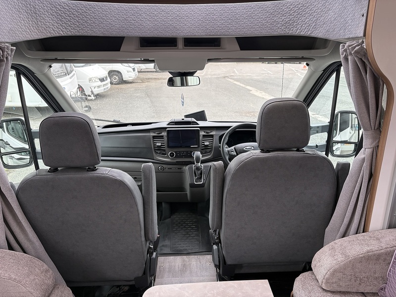 Ford Transit  - U11