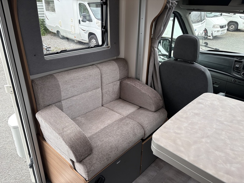 Ford Transit  - U11