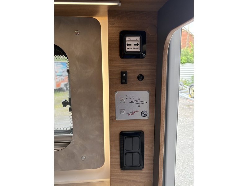 Ford Transit  - U11