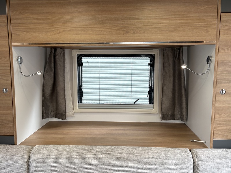 Ford Transit  - U11