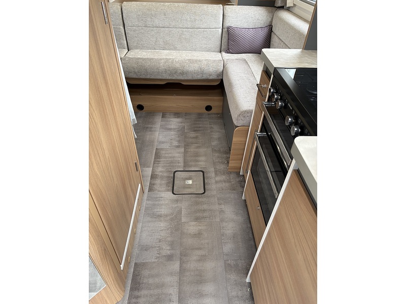 Ford Transit  - U11