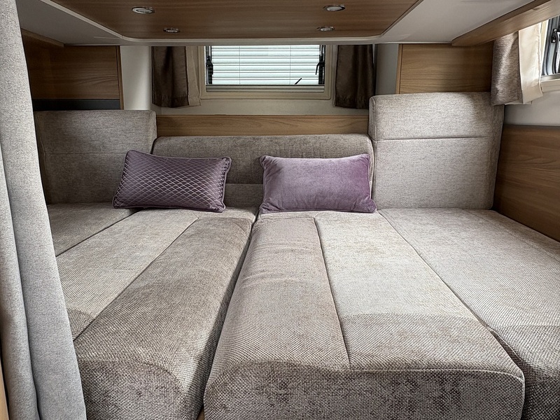 Ford Transit  - U11
