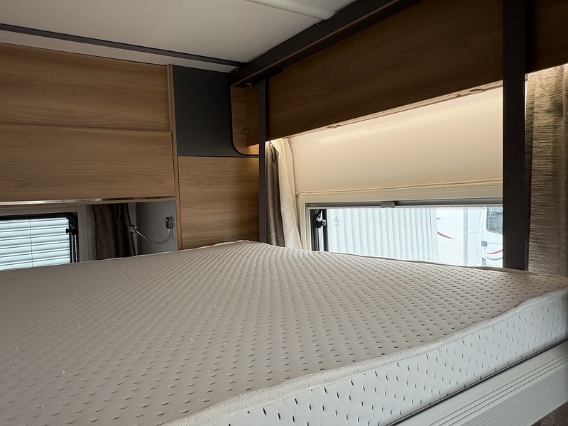 Ford Transit  - U11