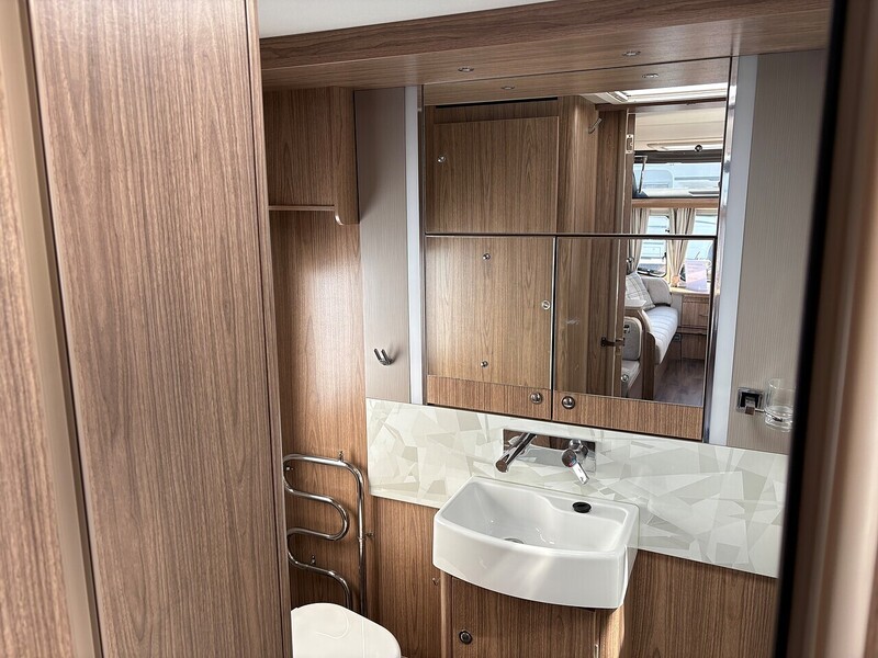 Coachman VIP 520/3 - U3