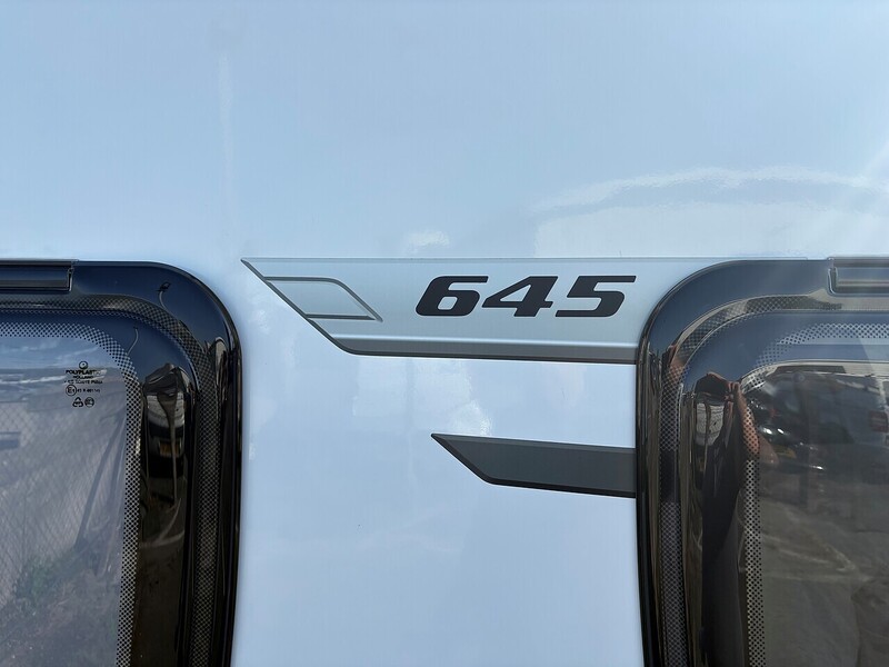 Swift Elegance 645 - U4