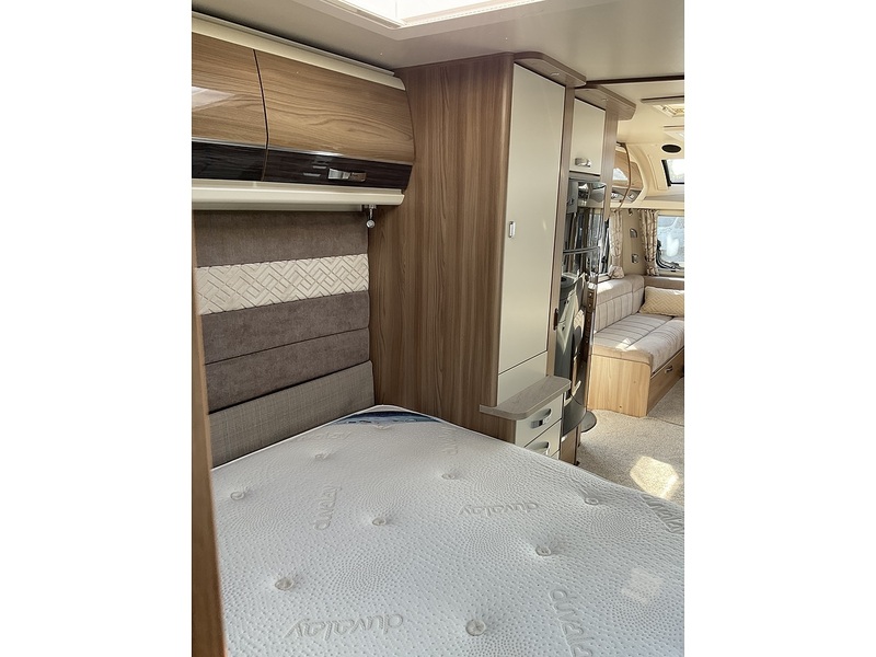 Swift Elegance 645 - U4