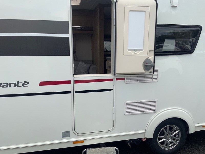 Elddis Avante 454 - U7