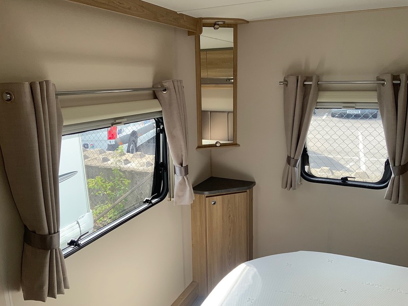 Elddis Avante 454 - U7