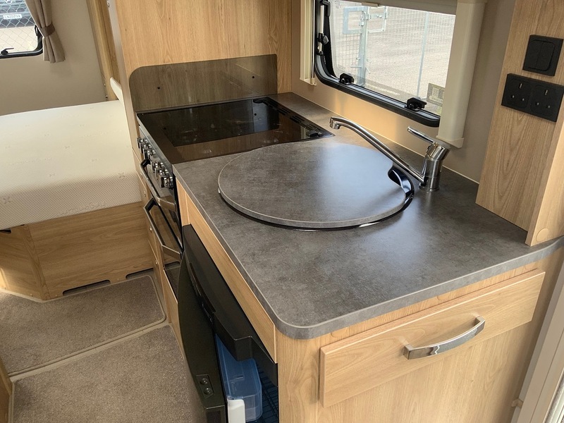 Elddis Avante 454 - U7