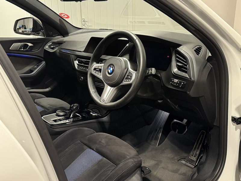 BMW 1 Series 2.0 M135i Hatchback 5dr Petrol Auto xDrive Euro 6 (s/s) (306 ps) - U183