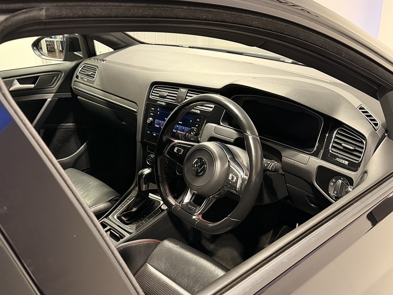 Volkswagen Golf 2.0 TSI GPF GTI Performance Hatchback 5dr Petrol DSG Euro 6 (s/s) (245 ps) - U188