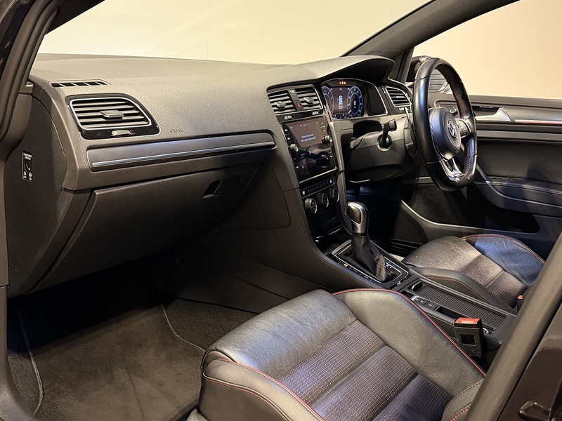 Volkswagen Golf 2.0 TSI GPF GTI Performance Hatchback 5dr Petrol DSG Euro 6 (s/s) (245 ps) - U188