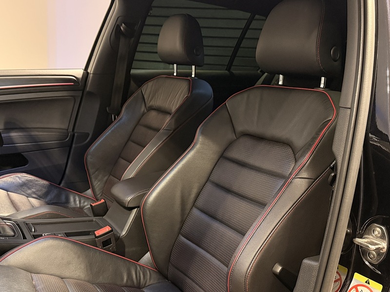 Volkswagen Golf 2.0 TSI GPF GTI Performance Hatchback 5dr Petrol DSG Euro 6 (s/s) (245 ps) - U188