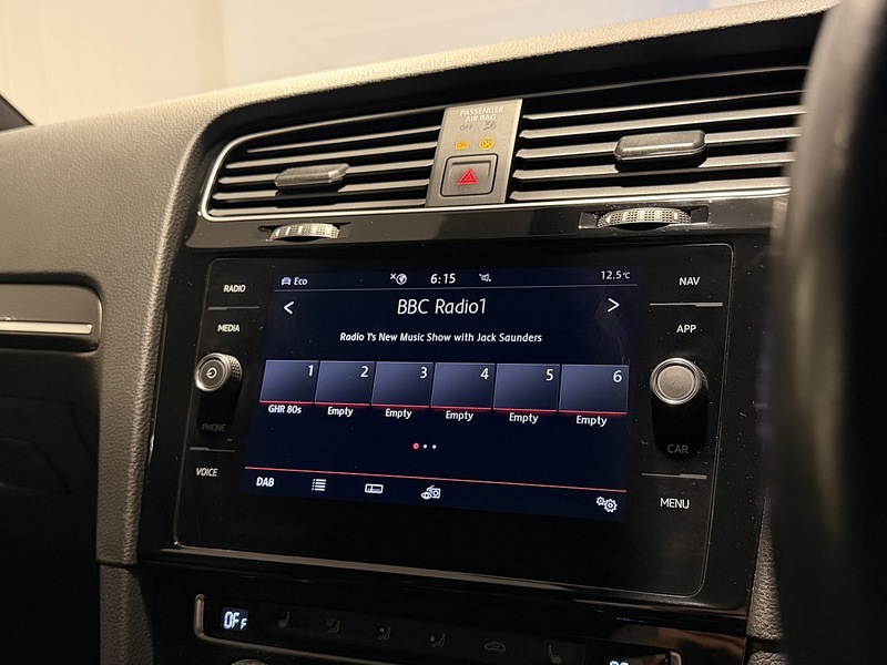 Volkswagen Golf 2.0 TSI GPF GTI Performance Hatchback 5dr Petrol DSG Euro 6 (s/s) (245 ps) - U188