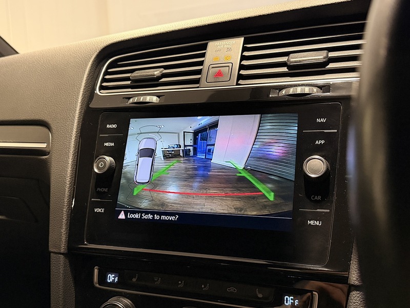 Volkswagen Golf 2.0 TSI GPF GTI Performance Hatchback 5dr Petrol DSG Euro 6 (s/s) (245 ps) - U188