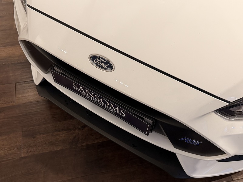 Ford Focus 2.3T EcoBoost RS Hatchback 5dr Petrol Manual AWD Euro 6 (s/s) (350 ps) - U192