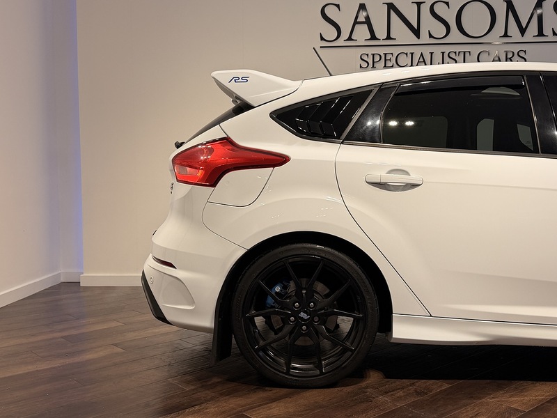 Ford Focus 2.3T EcoBoost RS Hatchback 5dr Petrol Manual AWD Euro 6 (s/s) (350 ps) - U192
