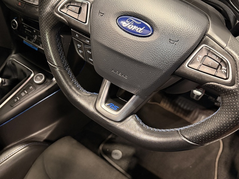 Ford Focus 2.3T EcoBoost RS Hatchback 5dr Petrol Manual AWD Euro 6 (s/s) (350 ps) - U192