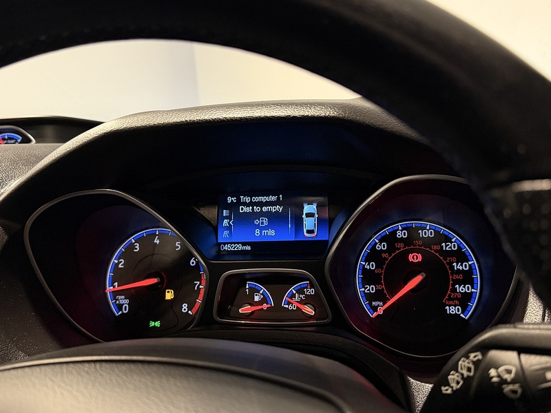 Ford Focus 2.3T EcoBoost RS Hatchback 5dr Petrol Manual AWD Euro 6 (s/s) (350 ps) - U192