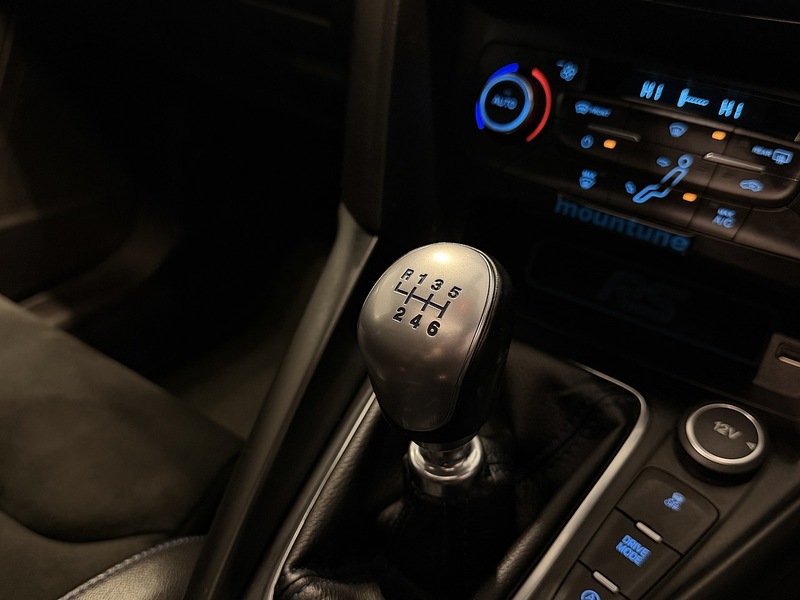 Ford Focus 2.3T EcoBoost RS Hatchback 5dr Petrol Manual AWD Euro 6 (s/s) (350 ps) - U192