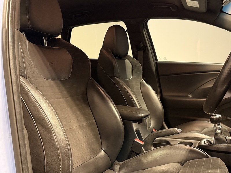 Hyundai i30 2.0 T-GDi N Performance Hatchback 5dr Petrol Manual Euro 6 (s/s) (275 ps) - U196