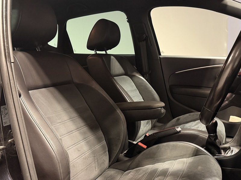 Volkswagen Polo 1.8 TSI BlueMotion Tech GTI Hatchback 5dr Petrol Manual Euro 6 (s/s) (192 ps) - U198