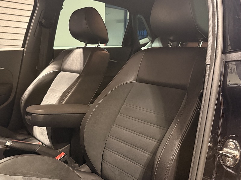 Volkswagen Polo 1.8 TSI BlueMotion Tech GTI Hatchback 5dr Petrol Manual Euro 6 (s/s) (192 ps) - U198