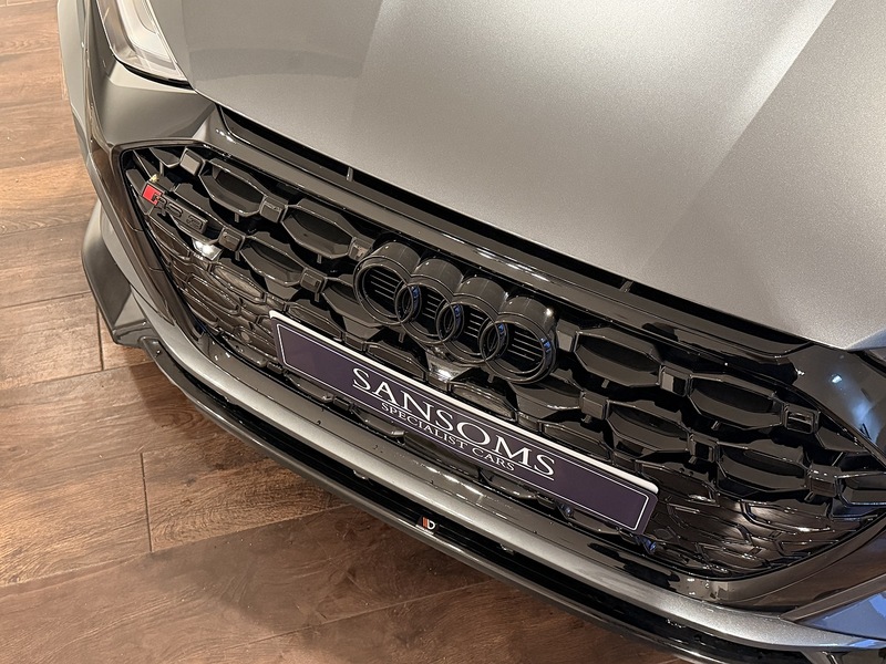 Audi RS3 2.5 TFSI Vorsprung Saloon 4dr Petrol S Tronic quattro Euro 6 (s/s) (400 ps) - U200