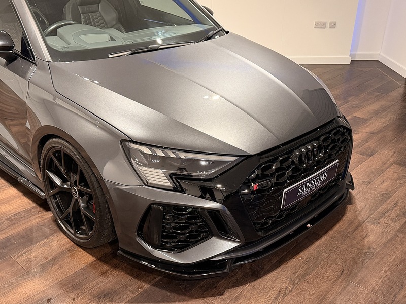 Audi RS3 2.5 TFSI Vorsprung Saloon 4dr Petrol S Tronic quattro Euro 6 (s/s) (400 ps) - U200