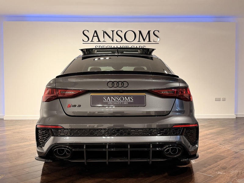 Audi RS3 2.5 TFSI Vorsprung Saloon 4dr Petrol S Tronic quattro Euro 6 (s/s) (400 ps) - U200
