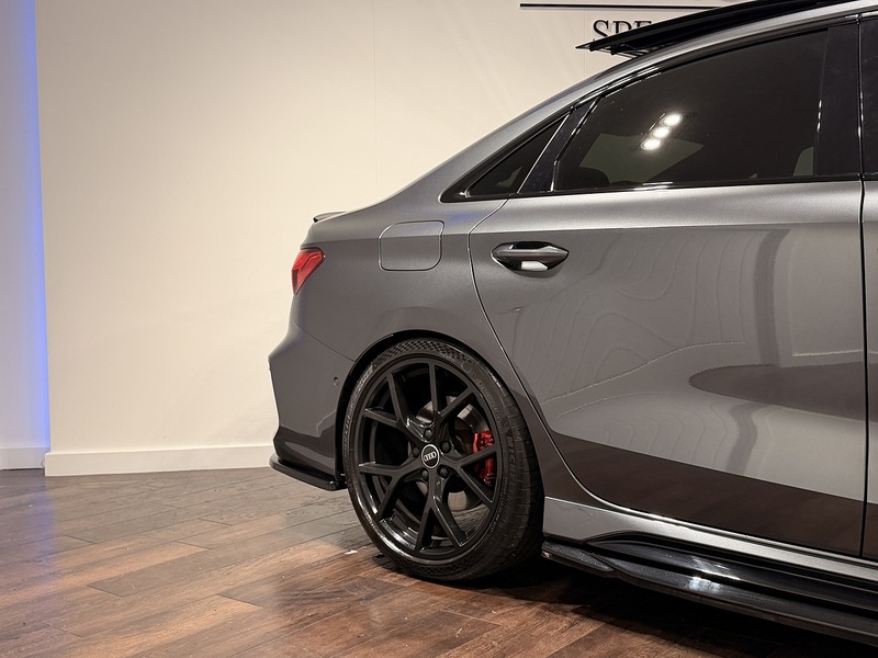 Audi RS3 2.5 TFSI Vorsprung Saloon 4dr Petrol S Tronic quattro Euro 6 (s/s) (400 ps) - U200