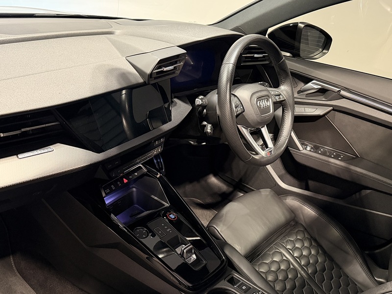 Audi RS3 2.5 TFSI Vorsprung Saloon 4dr Petrol S Tronic quattro Euro 6 (s/s) (400 ps) - U200