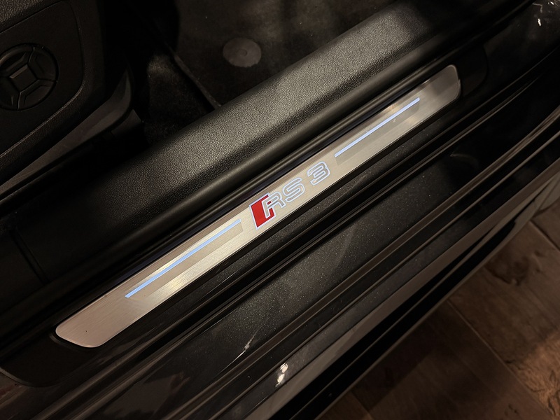 Audi RS3 2.5 TFSI Vorsprung Saloon 4dr Petrol S Tronic quattro Euro 6 (s/s) (400 ps) - U200