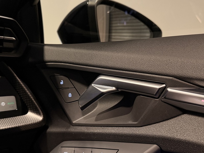 Audi RS3 2.5 TFSI Vorsprung Saloon 4dr Petrol S Tronic quattro Euro 6 (s/s) (400 ps) - U200