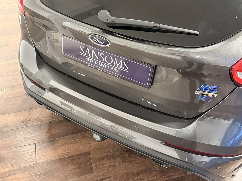 Ford Focus 2.3T EcoBoost RS Hatchback 5dr Petrol Manual AWD Euro 6 (s/s) (350 ps) - U203