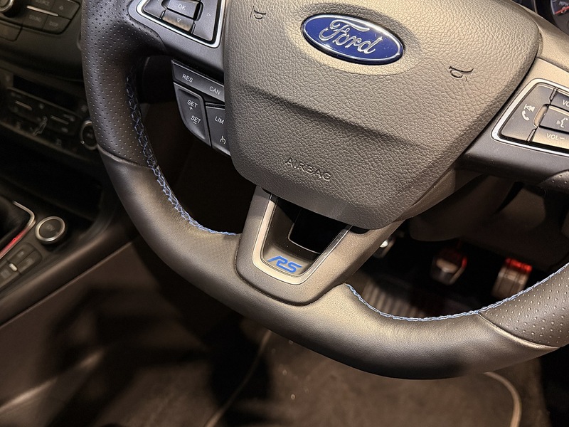 Ford Focus 2.3T EcoBoost RS Hatchback 5dr Petrol Manual AWD Euro 6 (s/s) (350 ps) - U203