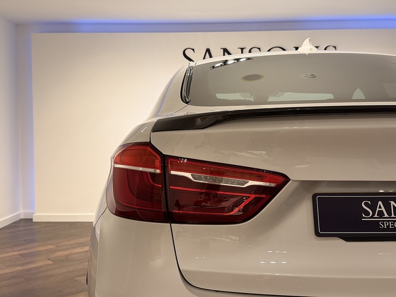 BMW X6 3.0 M50d SUV 5dr Diesel Auto xDrive Euro 6 (s/s) (381 ps) - U206