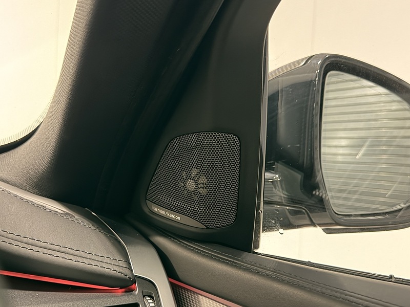 BMW X6 3.0 M50d SUV 5dr Diesel Auto xDrive Euro 6 (s/s) (381 ps) - U206