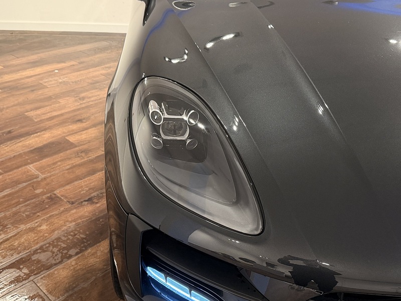 Porsche Macan T V6 S SUV 3.0 Automatic Petrol - U211