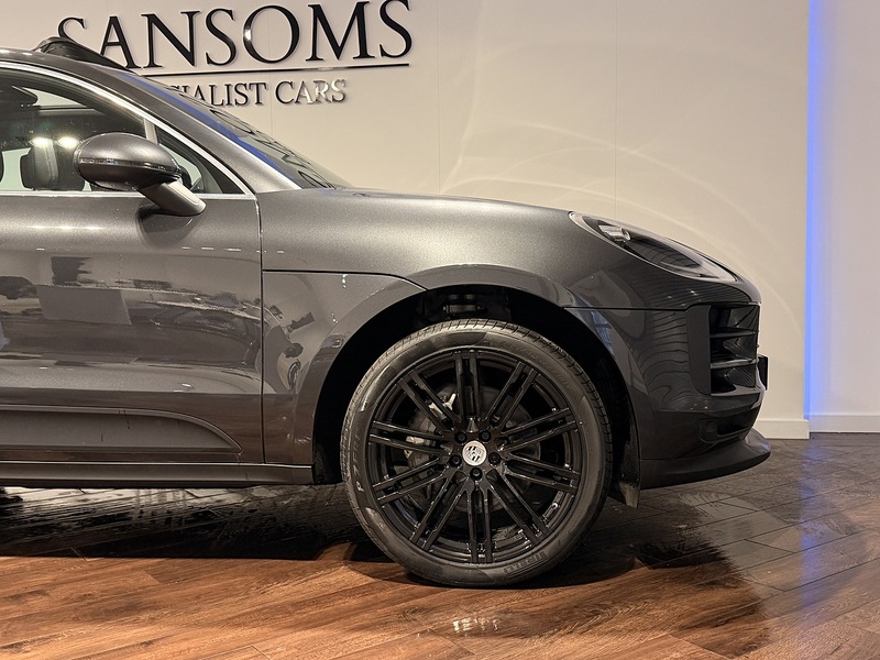Porsche Macan T V6 S SUV 3.0 Automatic Petrol - U211