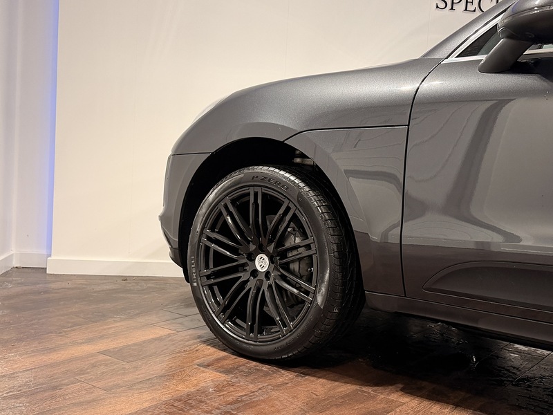 Porsche Macan T V6 S SUV 3.0 Automatic Petrol - U211