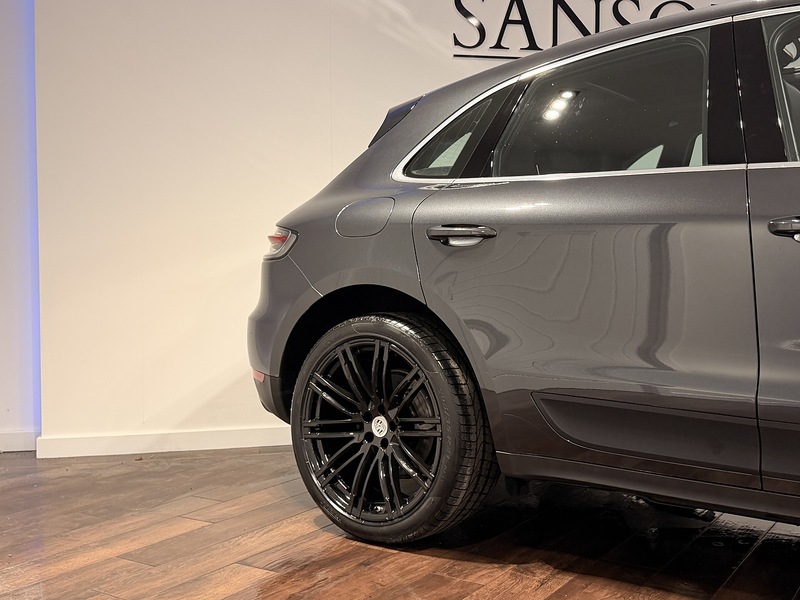 Porsche Macan T V6 S SUV 3.0 Automatic Petrol - U211