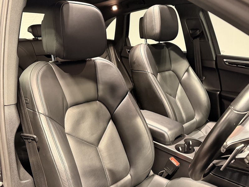 Porsche Macan T V6 S SUV 3.0 Automatic Petrol - U211