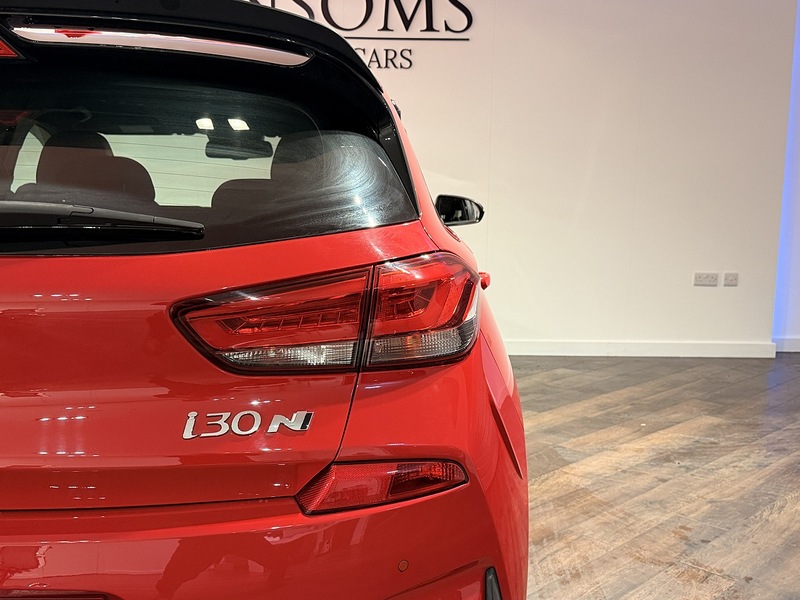 Hyundai i30 2.0 T-GDi N Performance Hatchback 5dr Petrol Manual Euro 6 (s/s) (275 ps) - U214