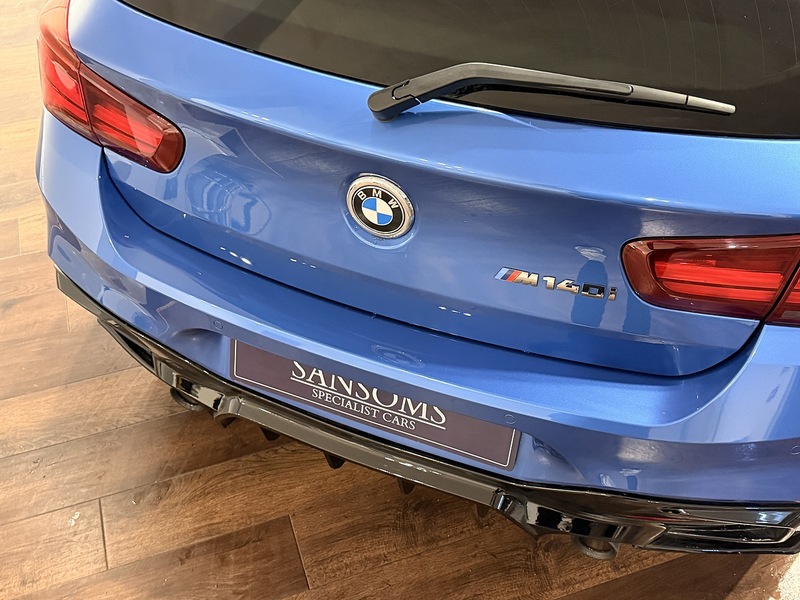 BMW 1 Series M140i Shadow Edition - U216