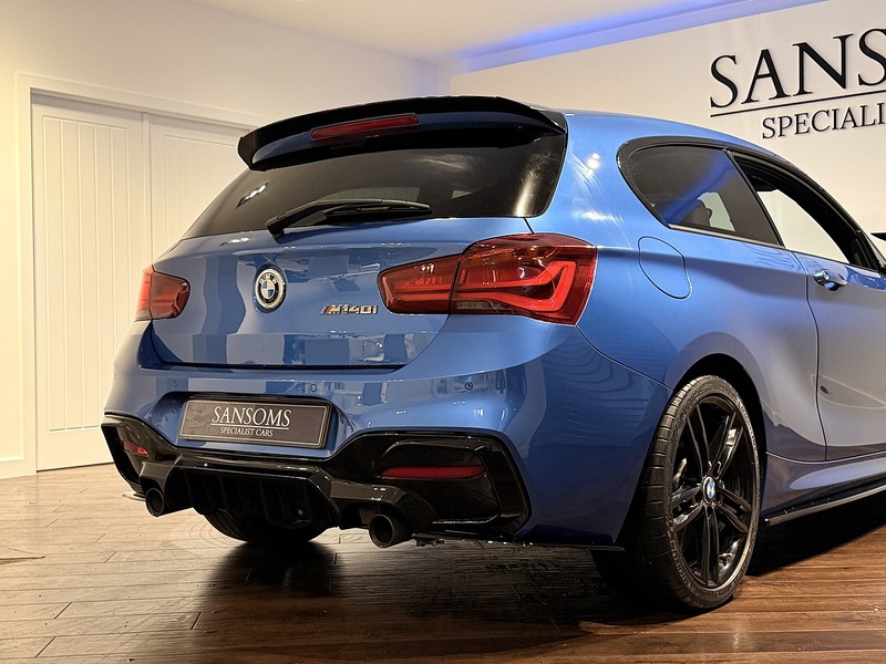 BMW 1 Series M140i Shadow Edition - U216