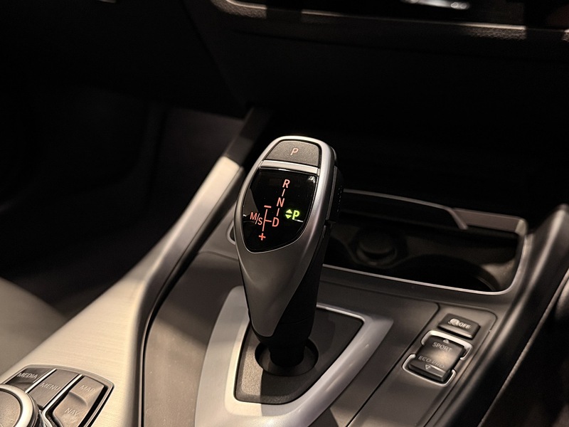 BMW 1 Series M140i Shadow Edition - U216